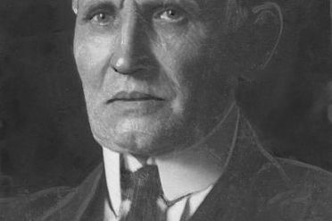 Maurycy_Trebacz__1932_photo_.jpg