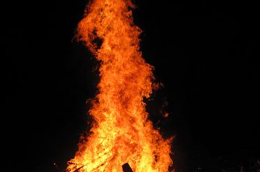 _en_Lag_BaOmer_bonfire.jpg