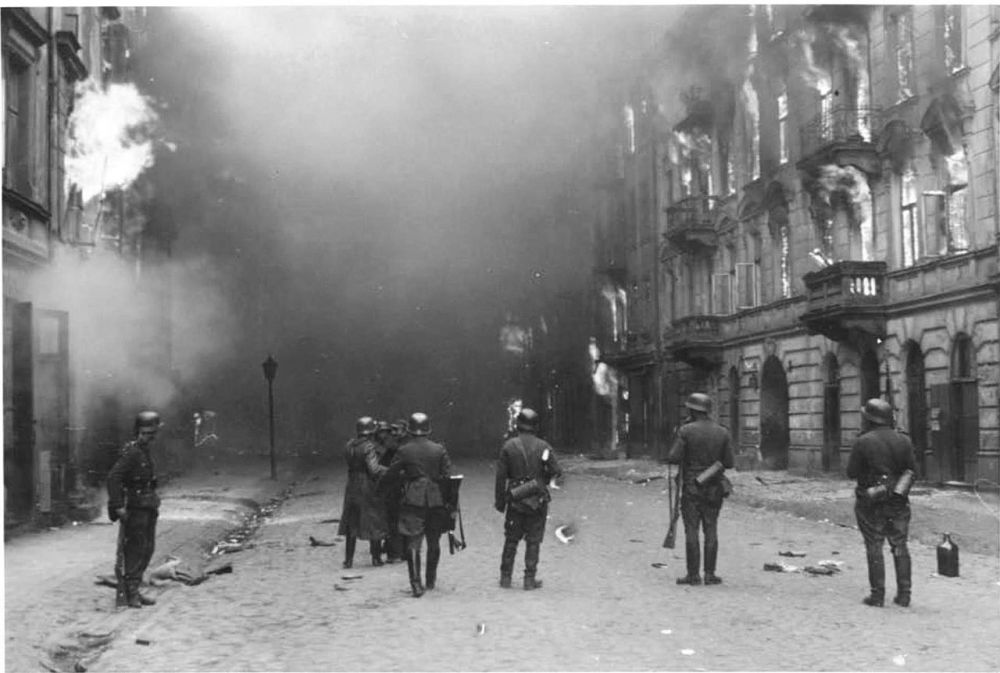 Stroop_Report_-_Warsaw_Ghetto_Uprising_-_10501.jpg