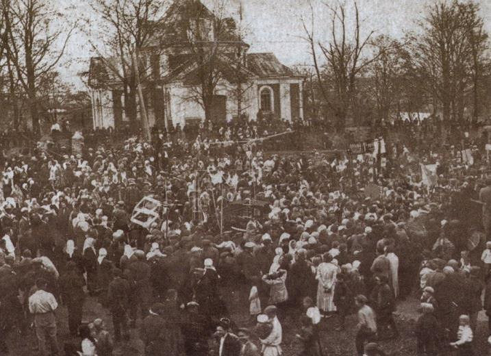 _en_Rynek_Kopyl_1920.jpg