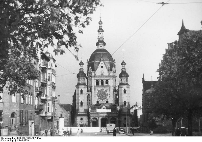_en_Bundesarchiv_Bild_146-1984-007-36A__Danzig__Synagoge.jpg