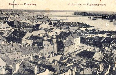 Bratislava_synagoga_1914_postcard_2.jpg