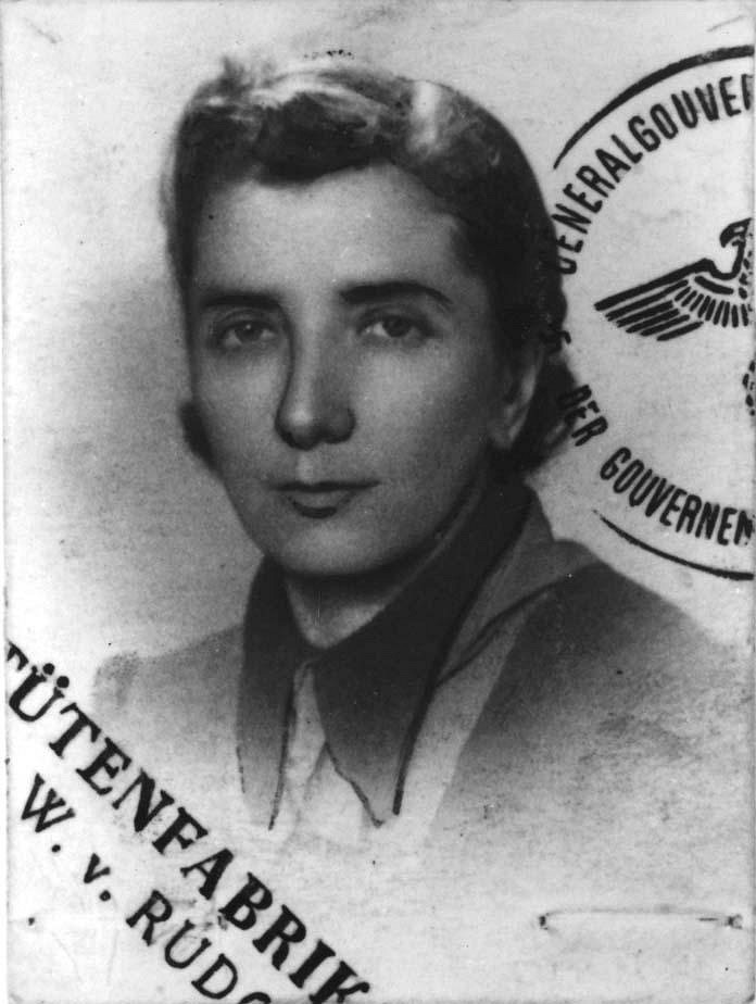 rokhl_auerbach_yadvashem_3384_10.jpg [62.61 KB]