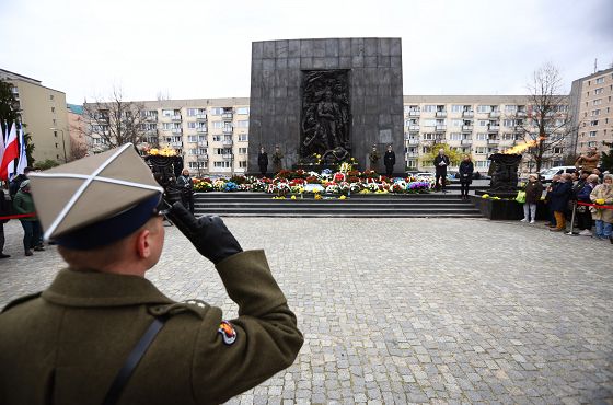 Uroczystości 19.04.2022, fot. Grzegorz Kwolek (ŻIH) (18).jpg