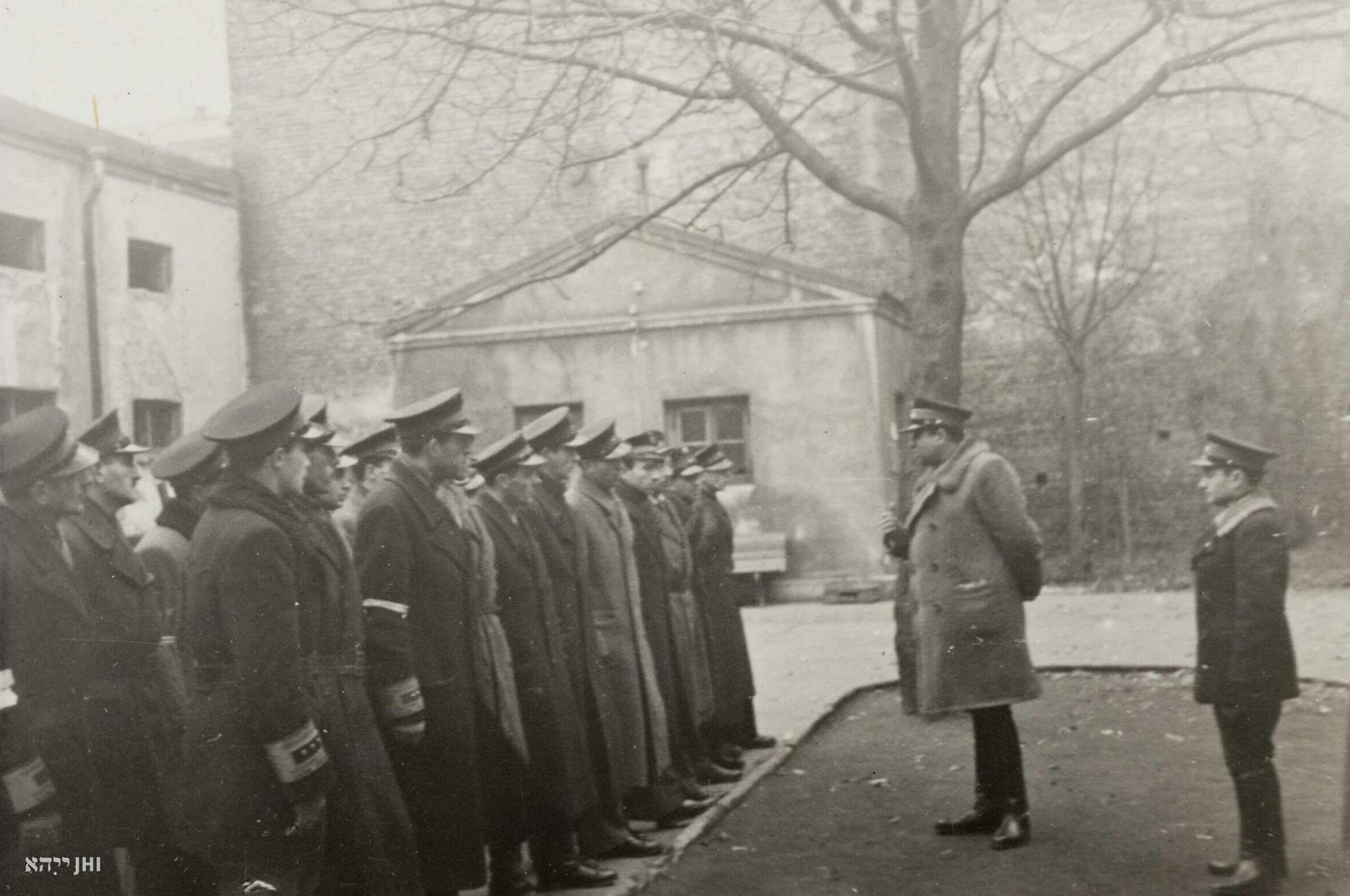policjanci_zw (1) 1.jpg [496.46 KB]