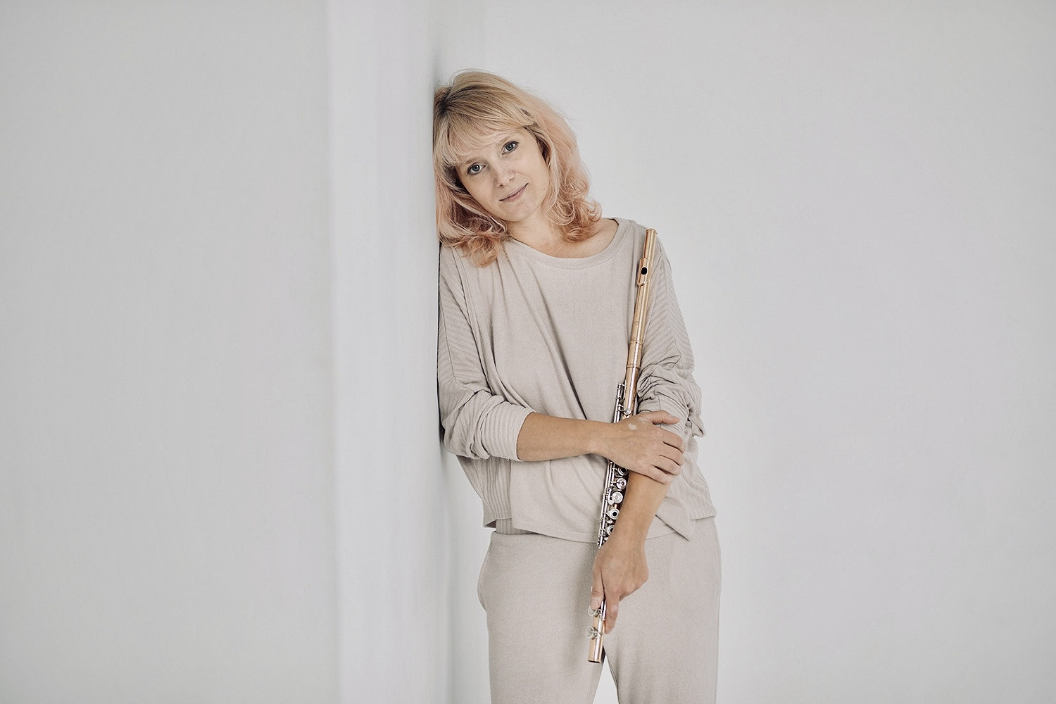 Ania Karpowicz flute & artistic direction phot. Karolina Sałajczyk.jpg [179.03 KB]