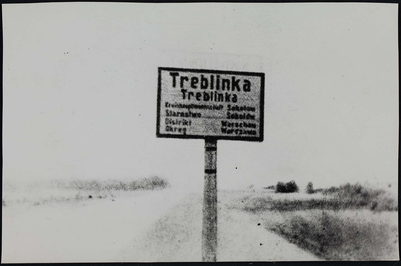 DZIH F-005324_Easy-Resize.com.jpg [229.19 KB]